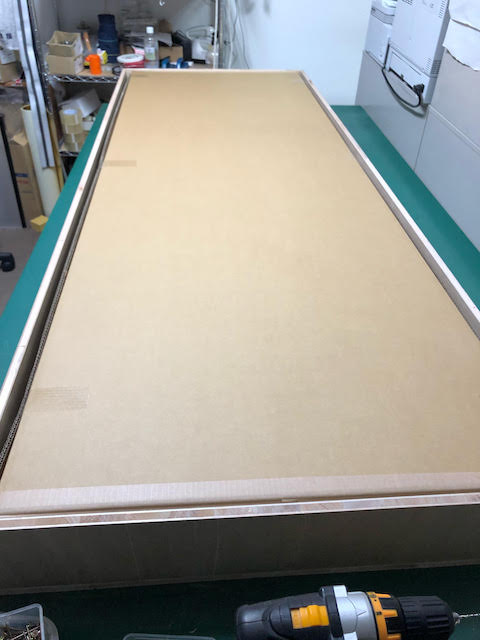 屏風 海外配送の増加